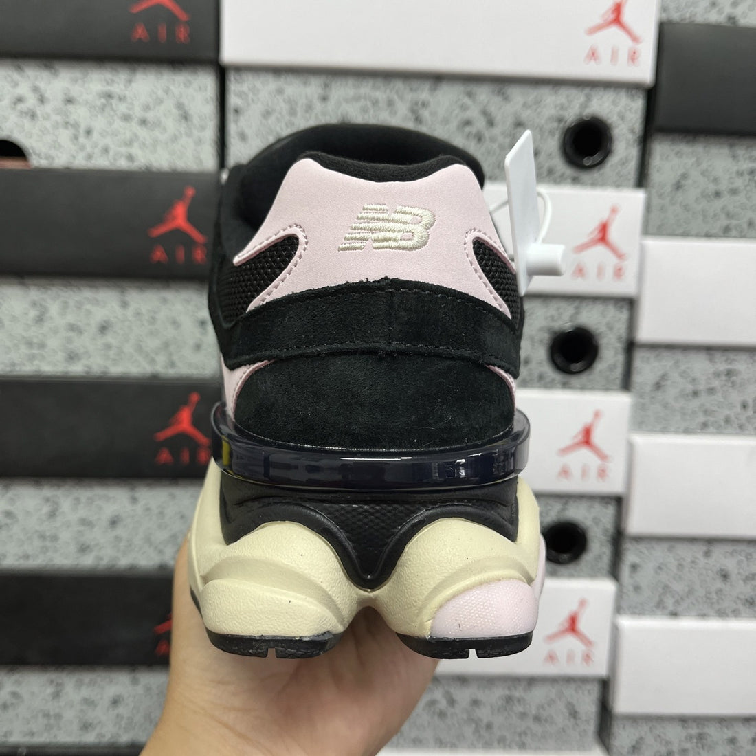 NB 9060 Black Pink