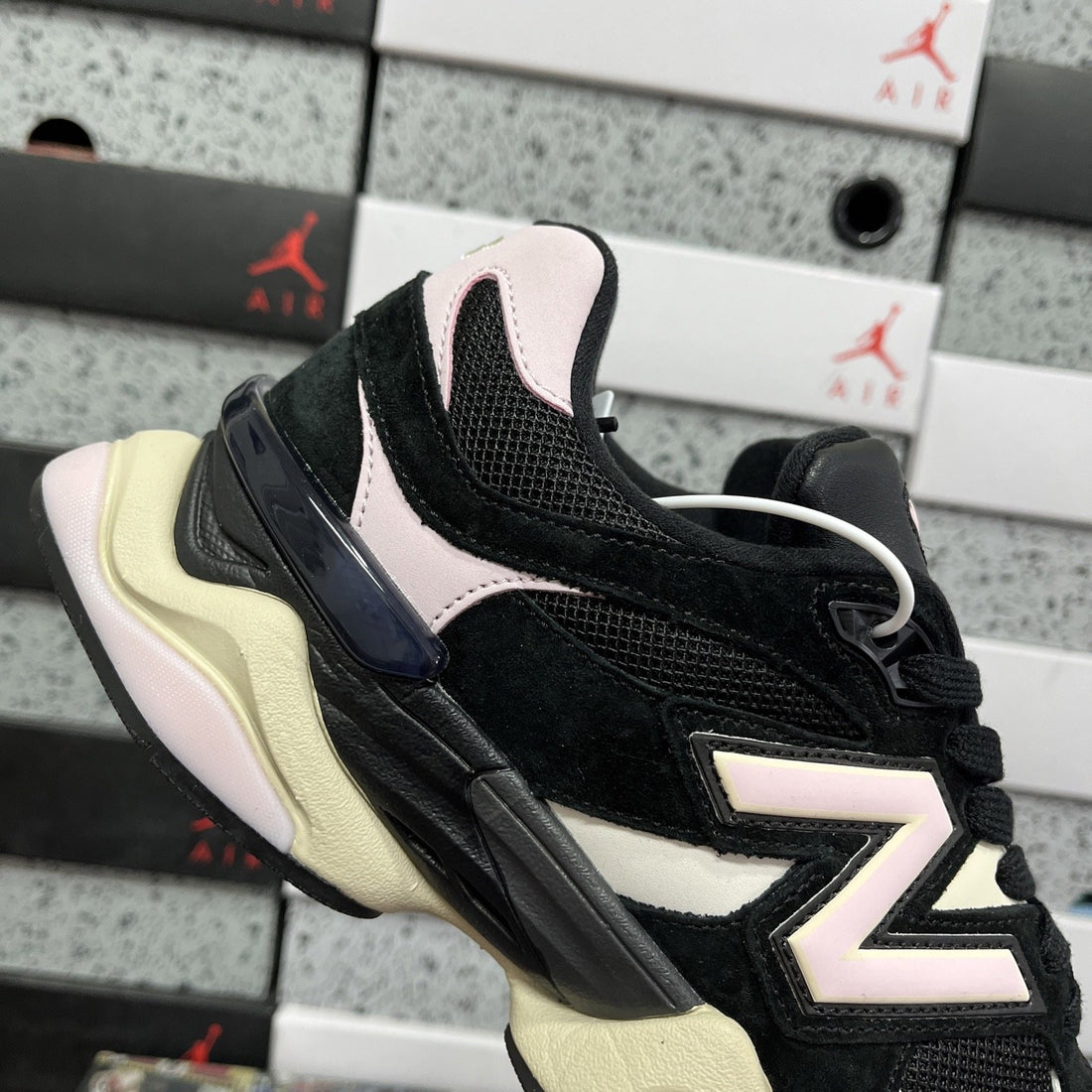 NB 9060 Black Pink