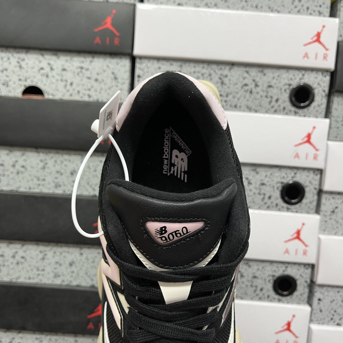 NB 9060 Black Pink