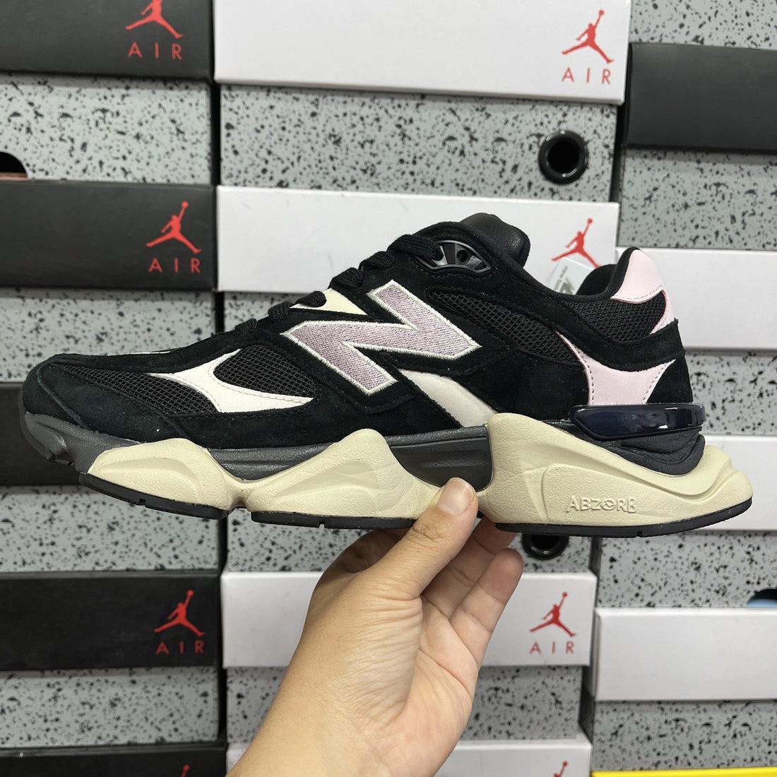 NB 9060 Black Pink