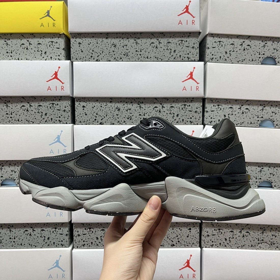 NB 9060 Black White Mesh