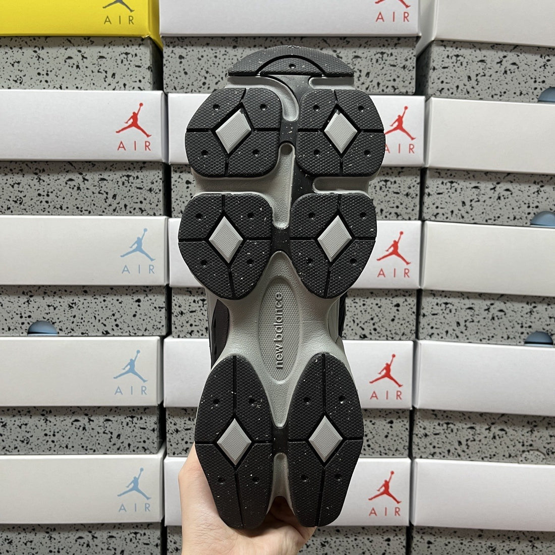 NB 9060 Black White Mesh