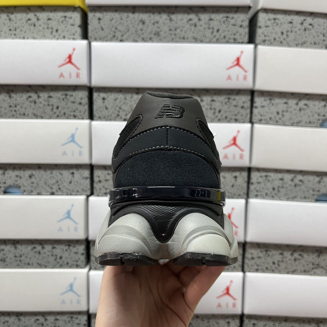 NB 9060 Black White Mesh
