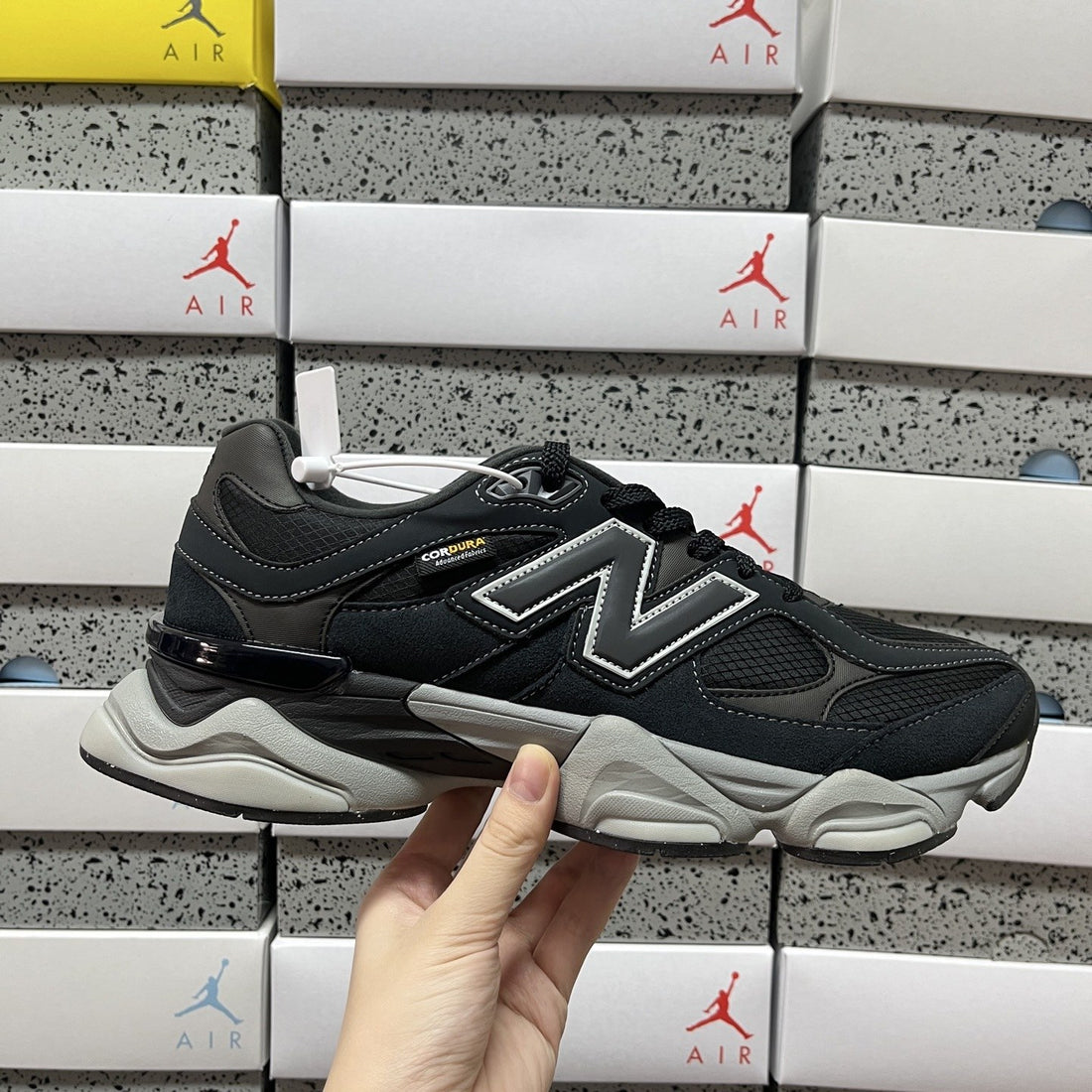 NB 9060 Black White Mesh