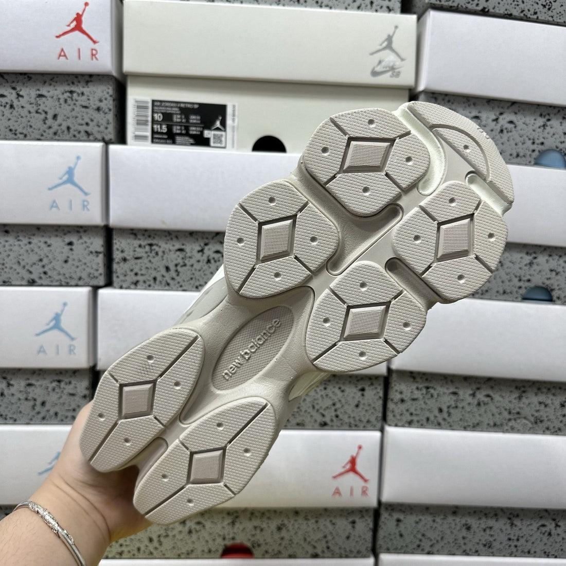 NB 9060 Bone
