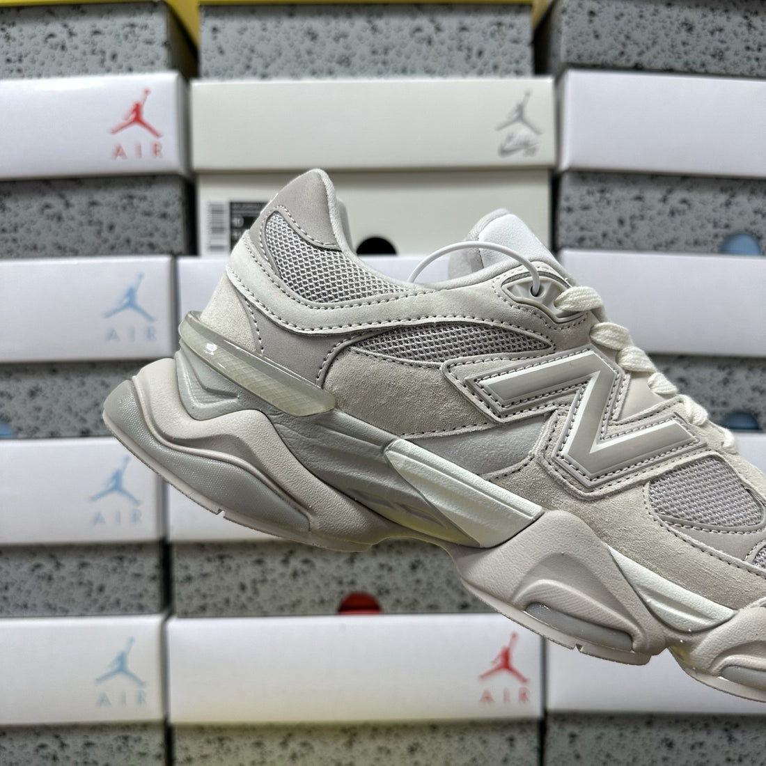 NB 9060 Bone