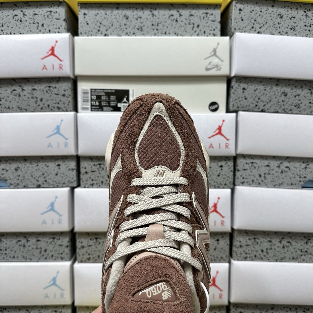 NB 9060 Brick Brown