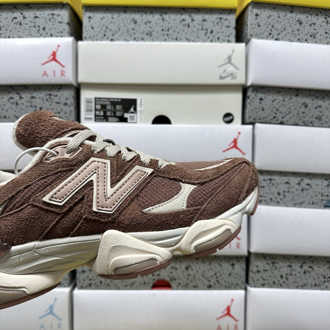 NB 9060 Brick Brown