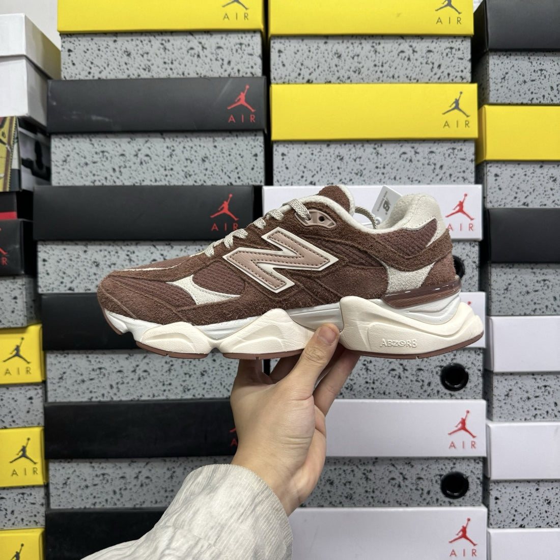 NB 9060 Brown Cream Suede