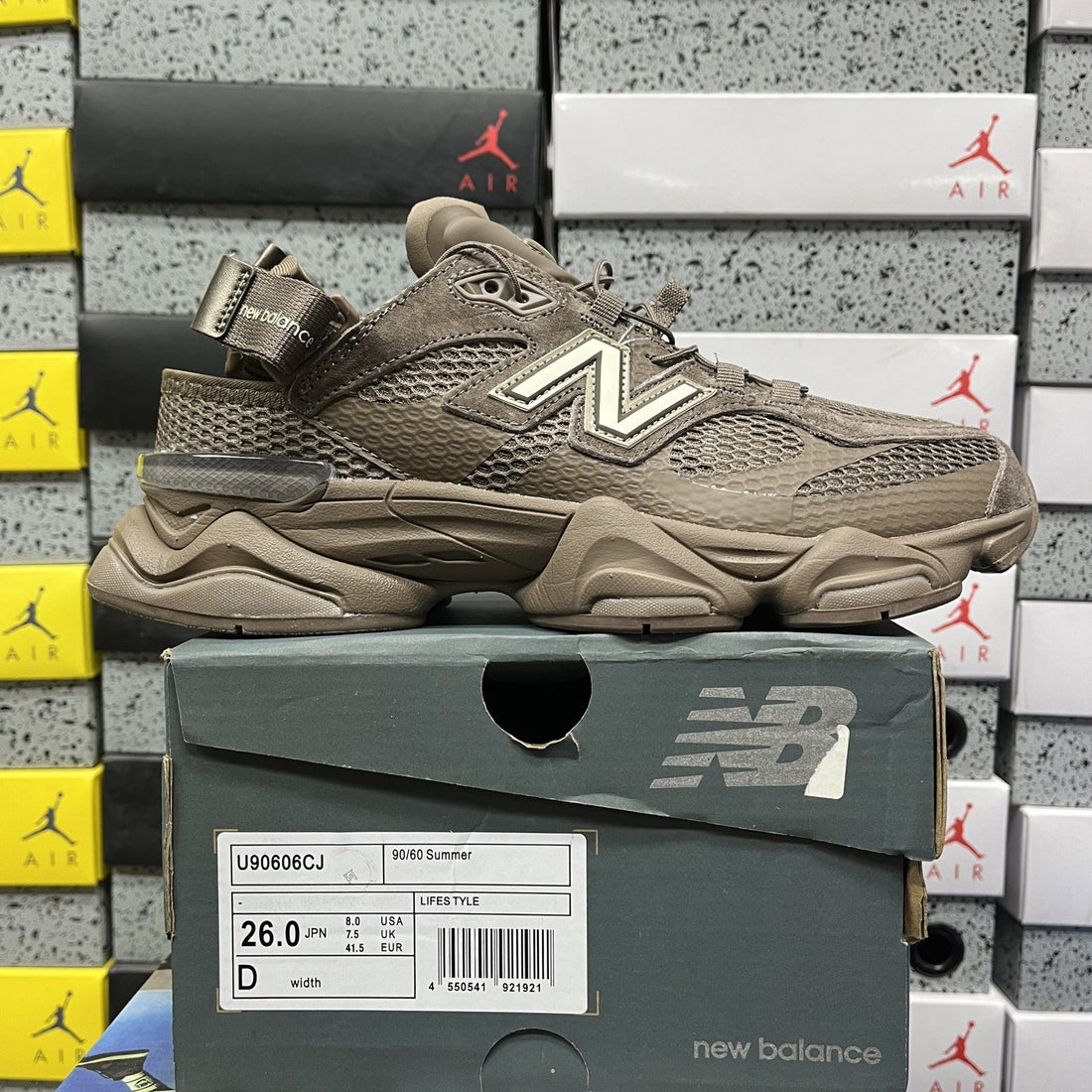 NB 9060 Brown Utility