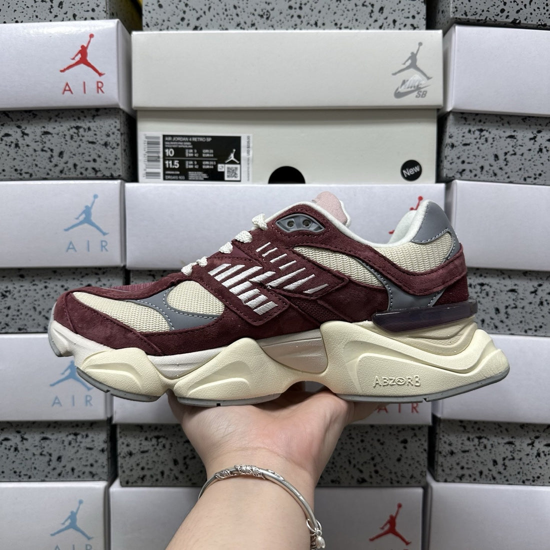 NB 9060 Burgundy Cream