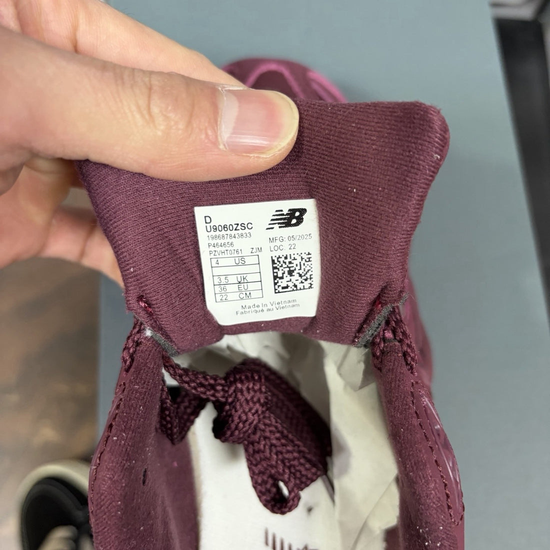 NB 9060 Burgundy Monochrome