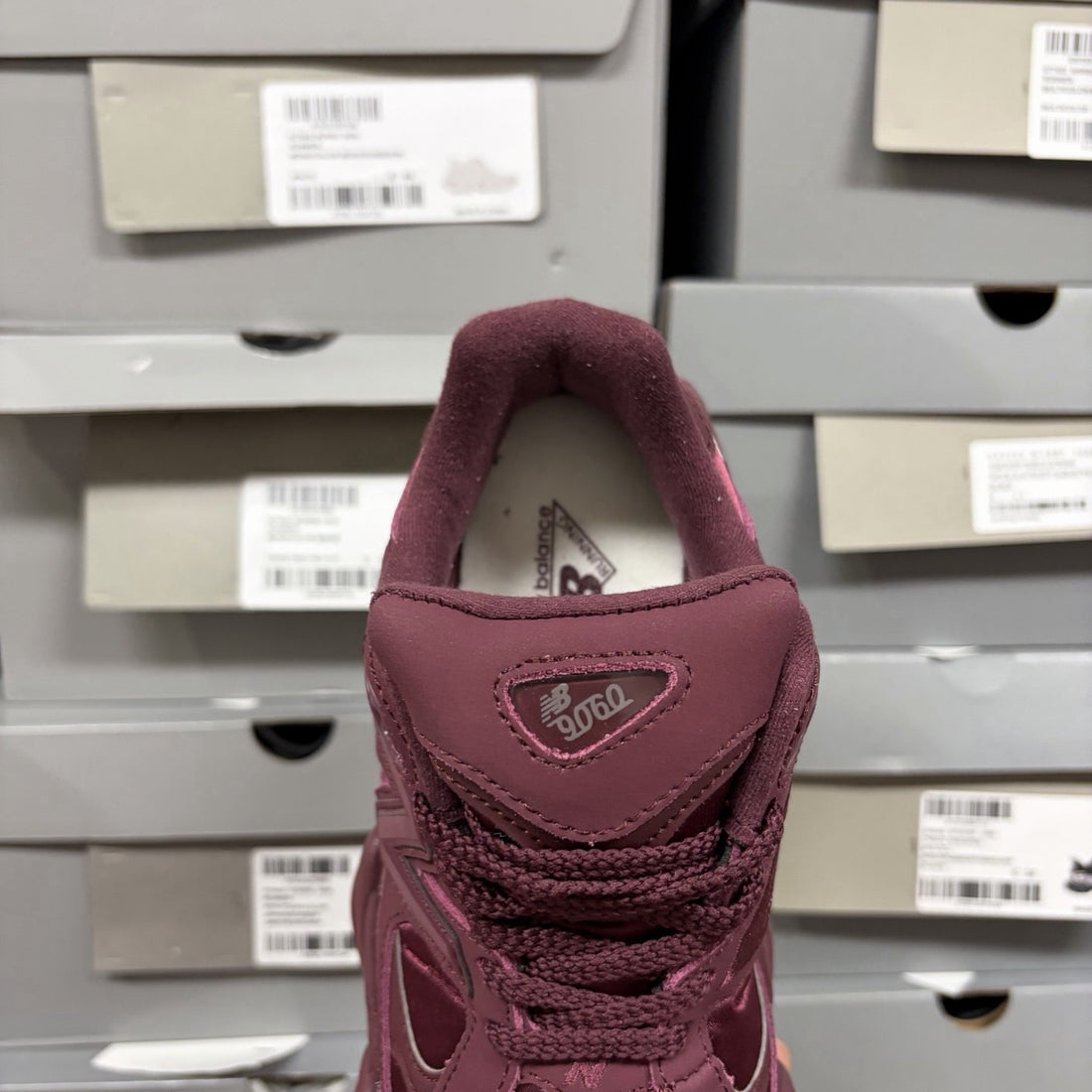NB 9060 Burgundy Monochrome
