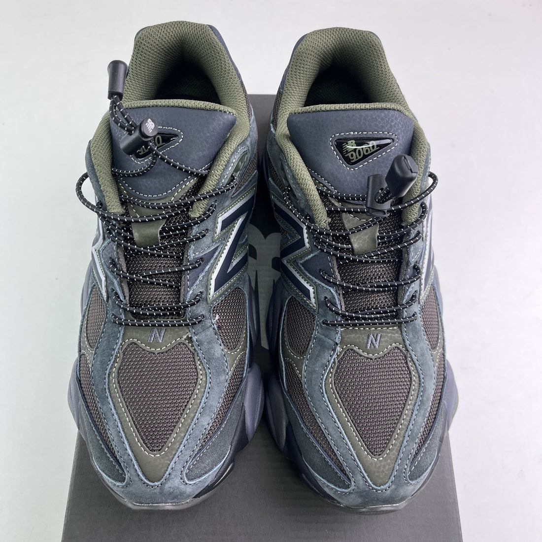 NB 9060 Charcoal Purple Toggle