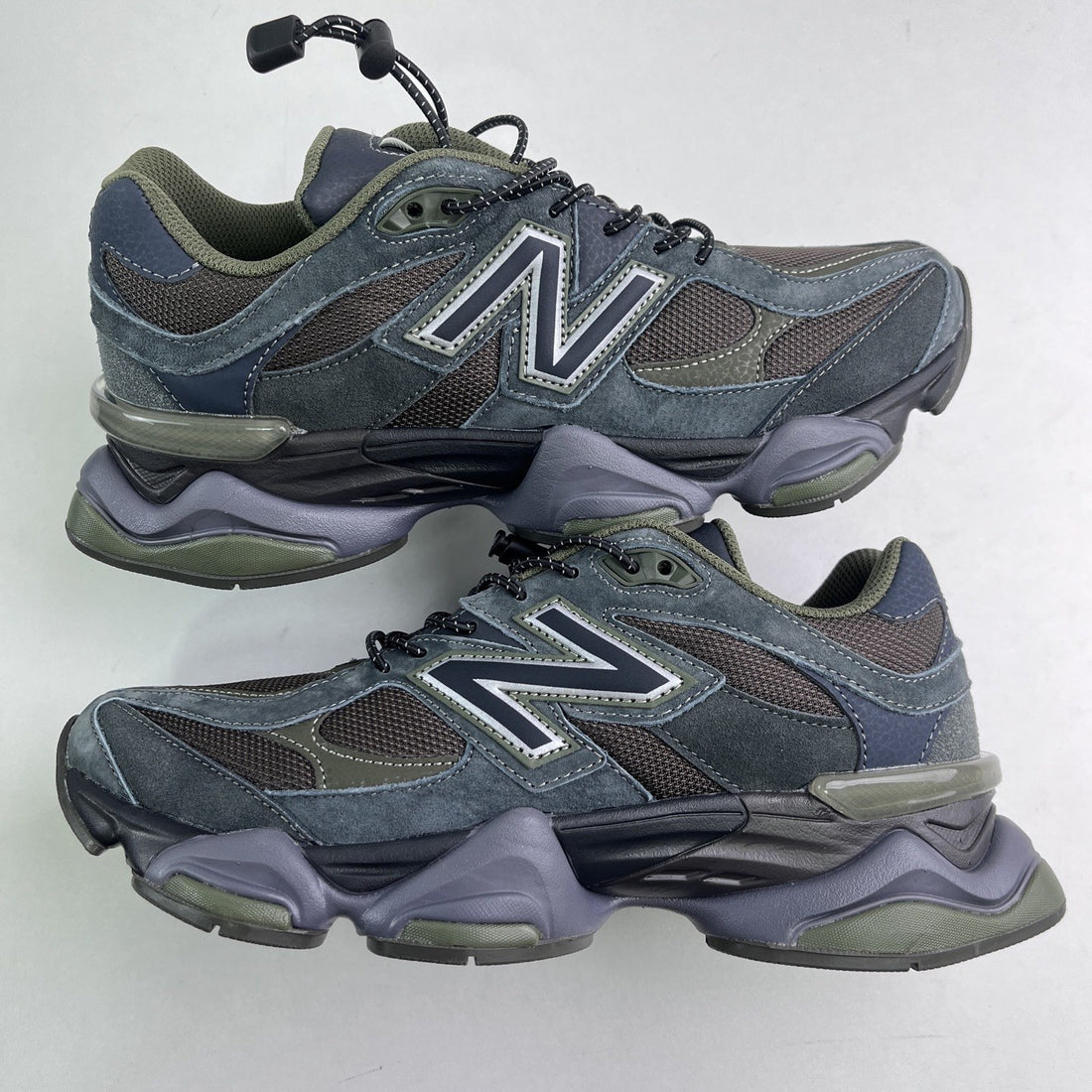 NB 9060 Charcoal Purple Toggle