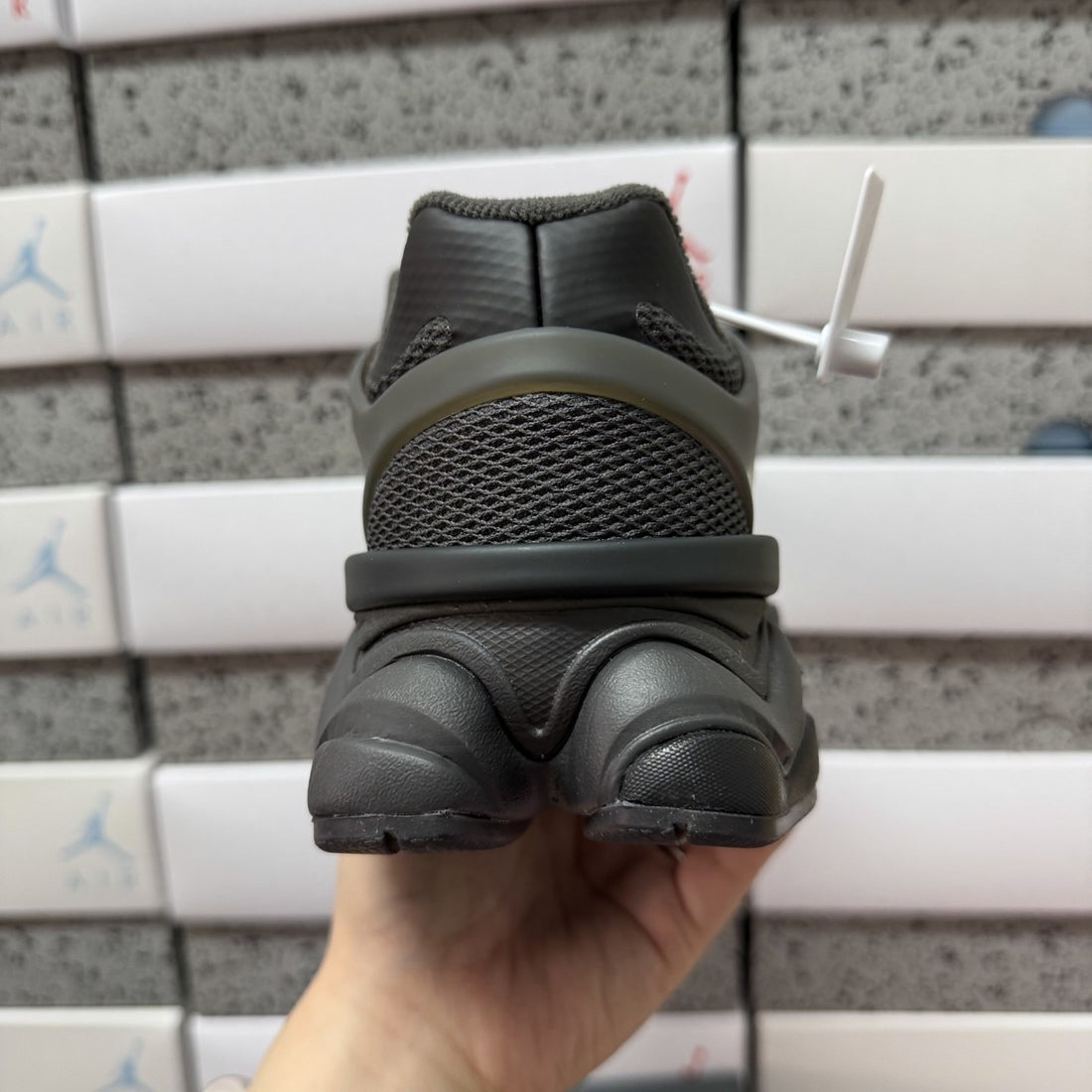 NB 9060 Charcoal Tonal