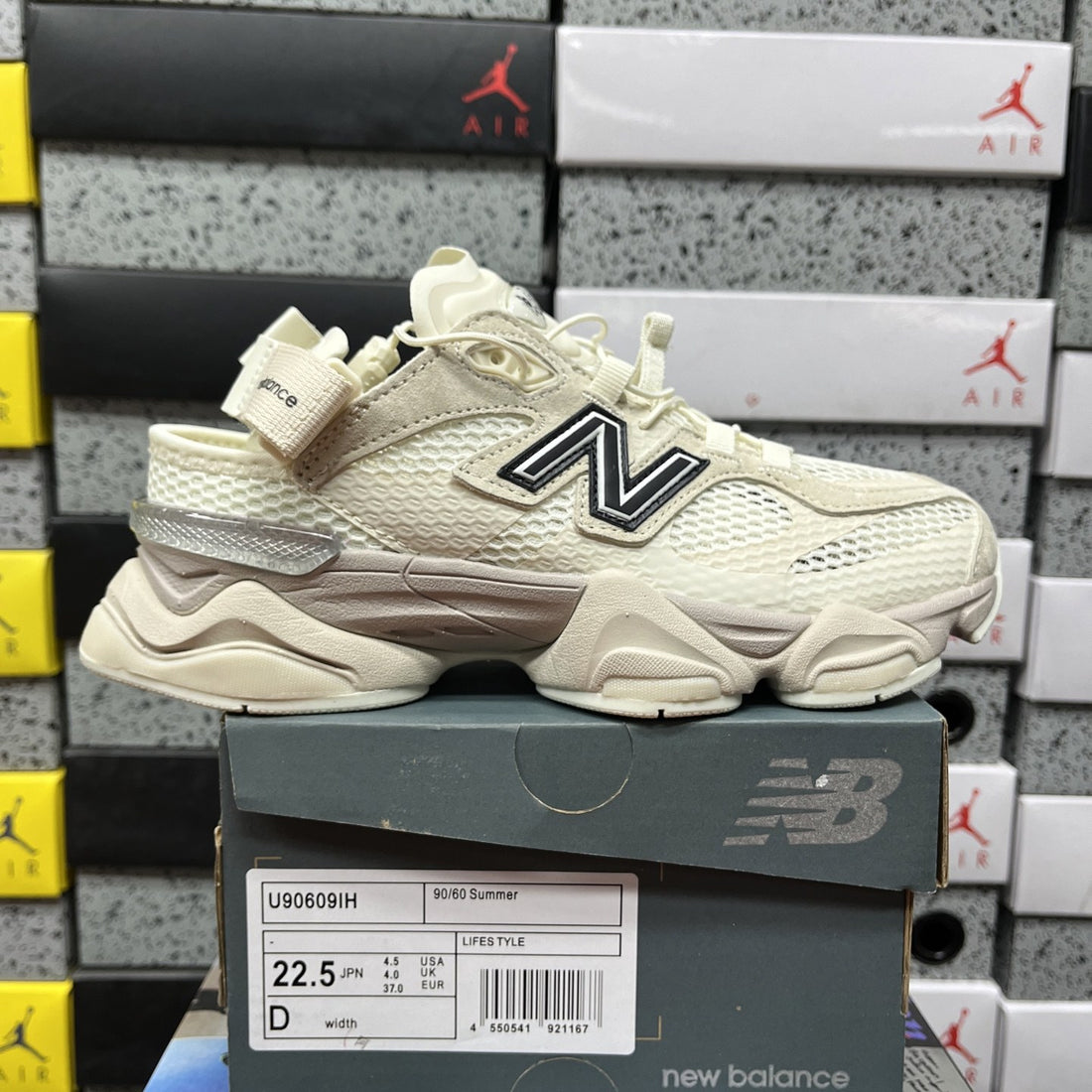 NB 9060 Cream Black