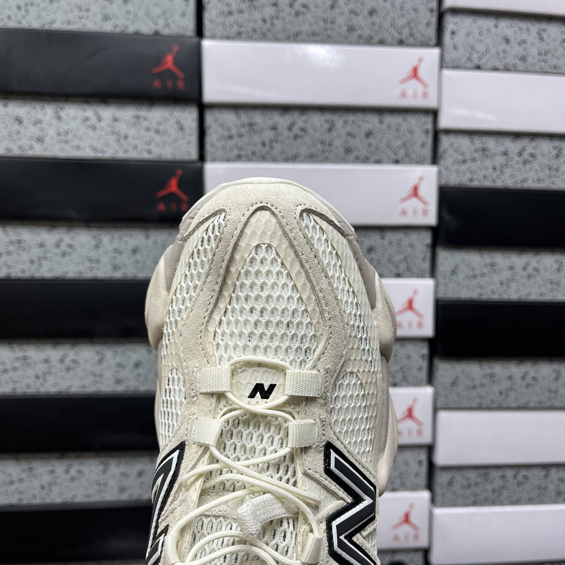 NB 9060 Cream Black
