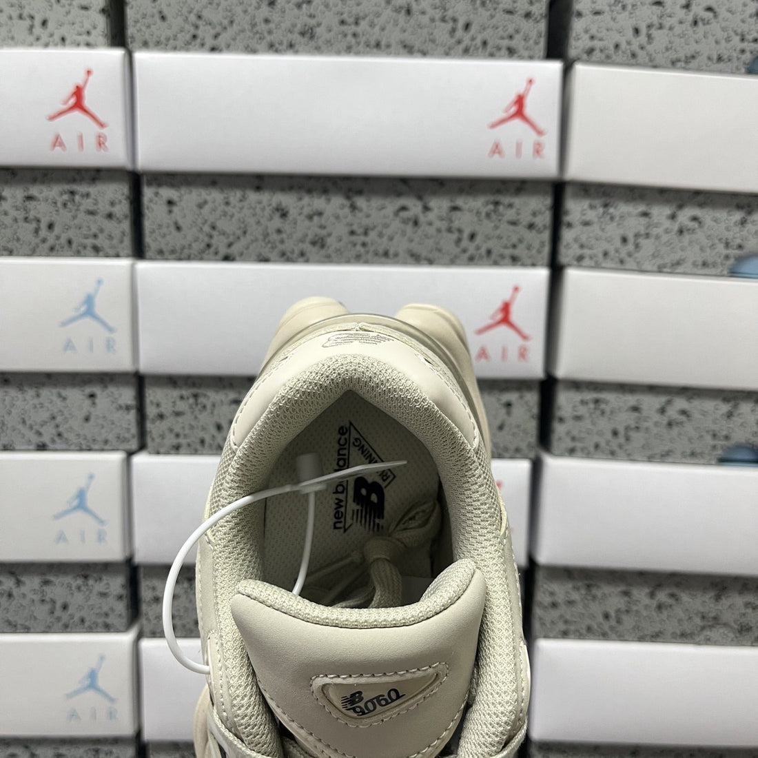 NB 9060 Cream Black Accent