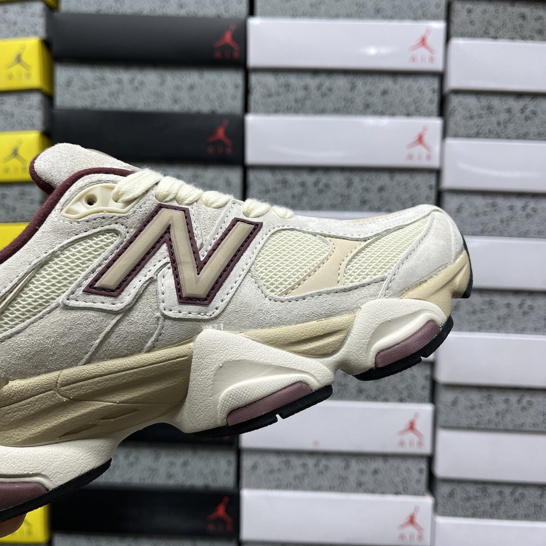 NB 9060 Cream Burgundy
