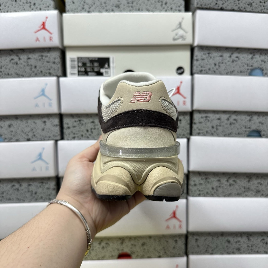 NB 9060 Cream Espresso