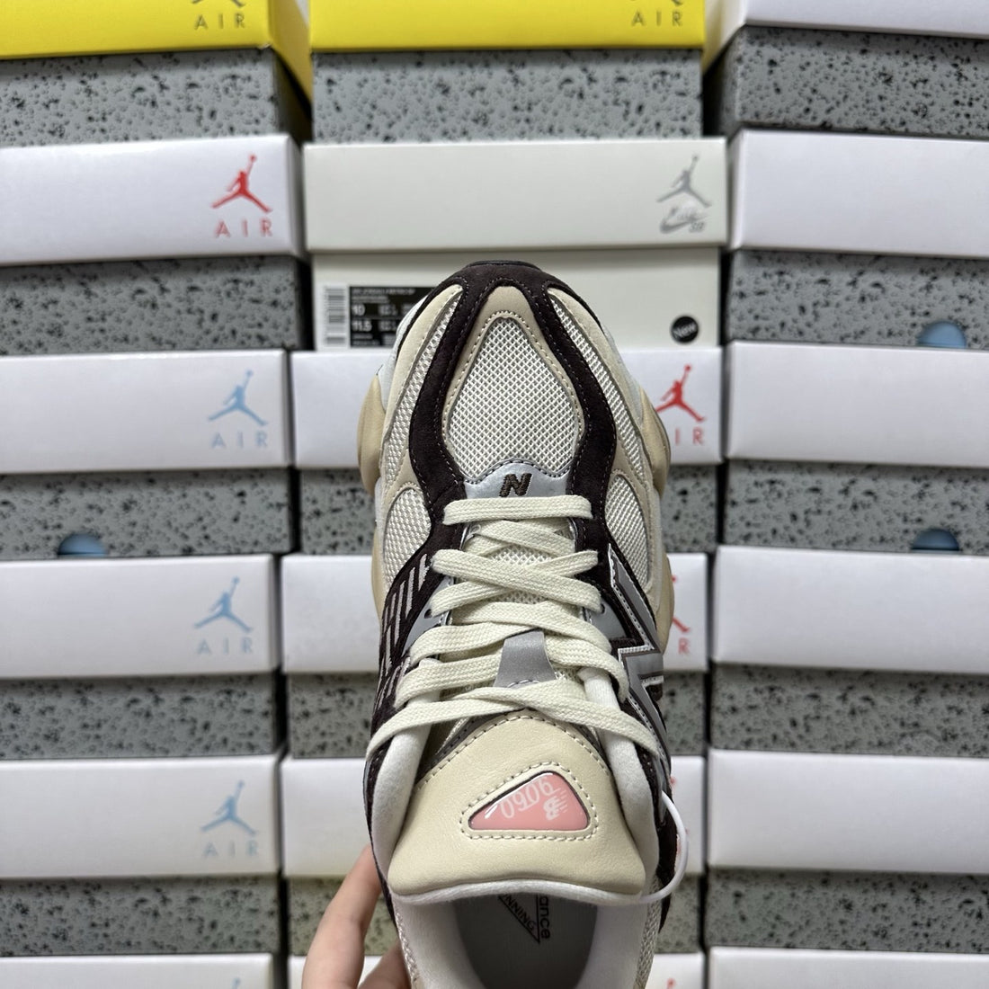 NB 9060 Cream Espresso