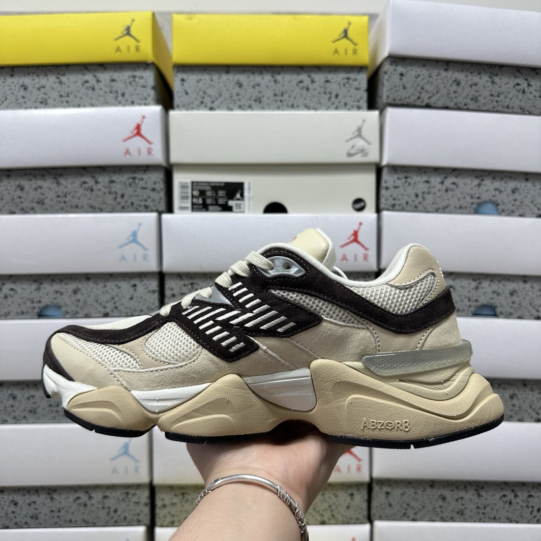 NB 9060 Cream Espresso