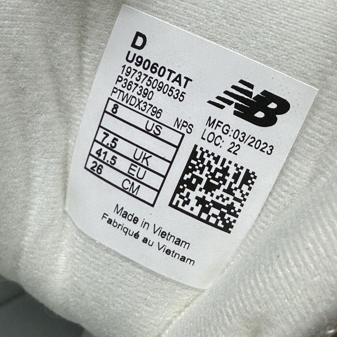 NB 9060 Cream Grey Suede