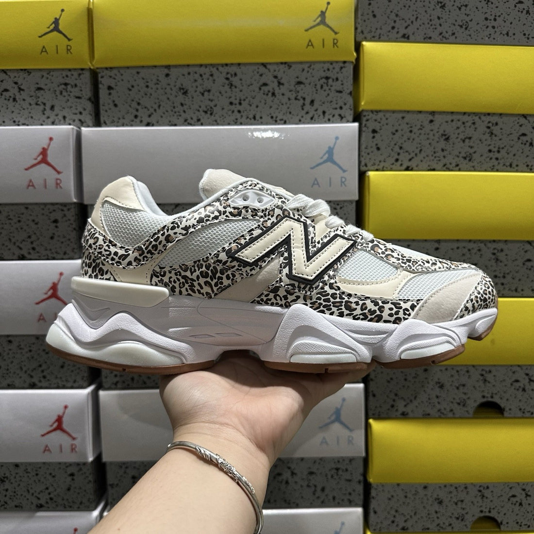 NB 9060 Cream Leopard