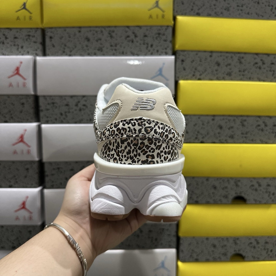 NB 9060 Cream Leopard