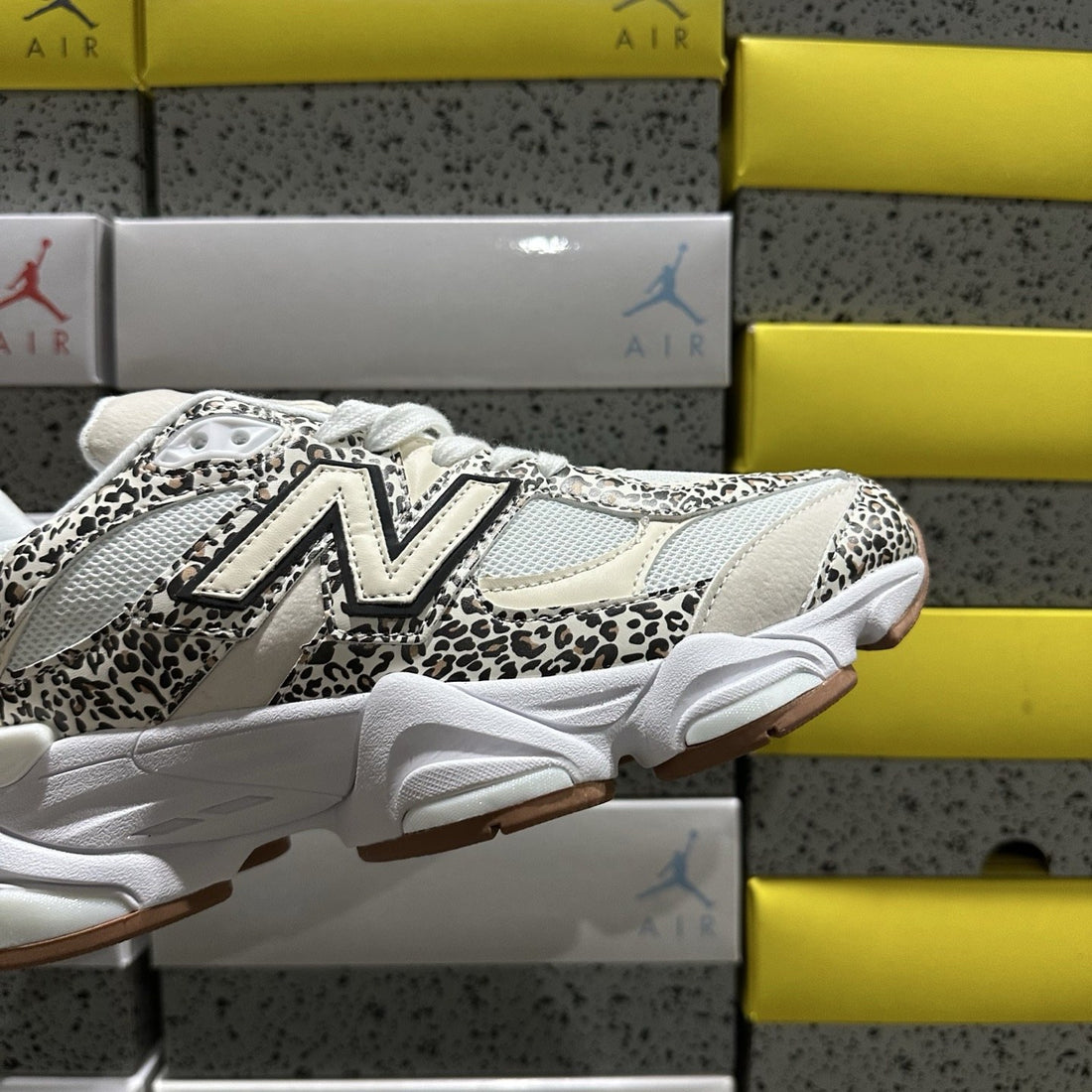 NB 9060 Cream Leopard