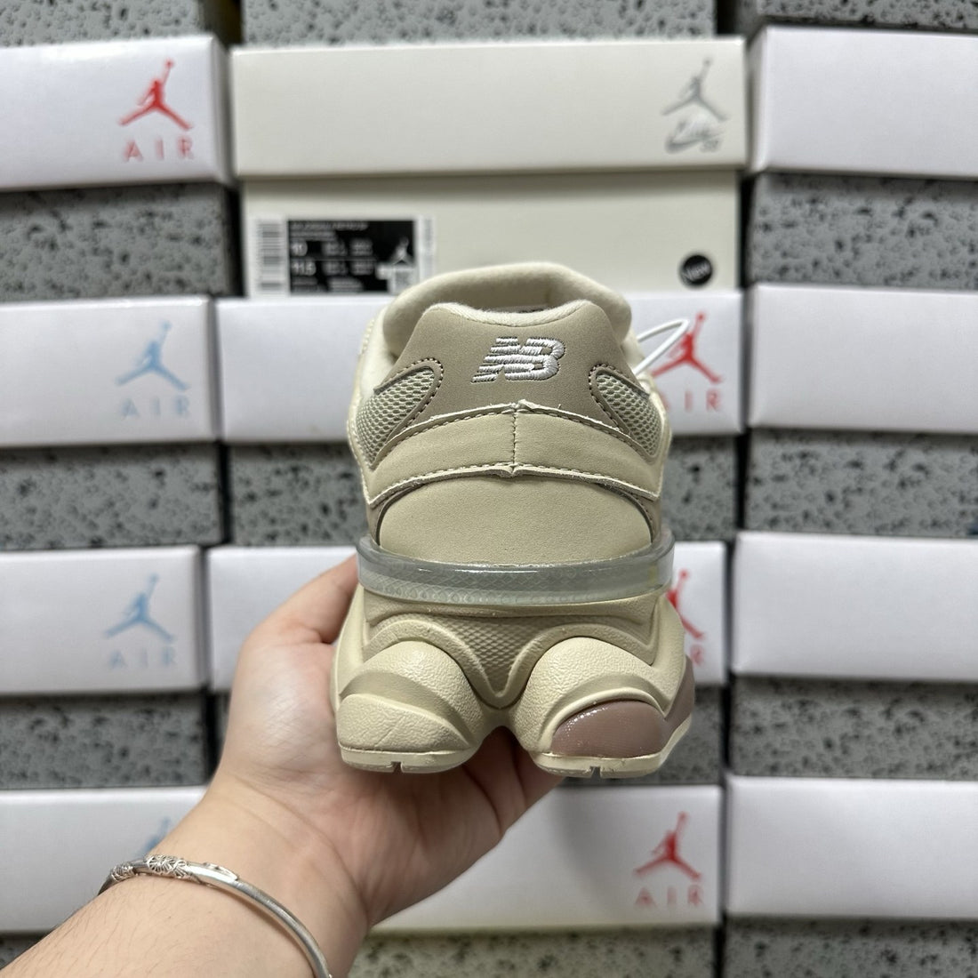 NB 9060 Cream Rose