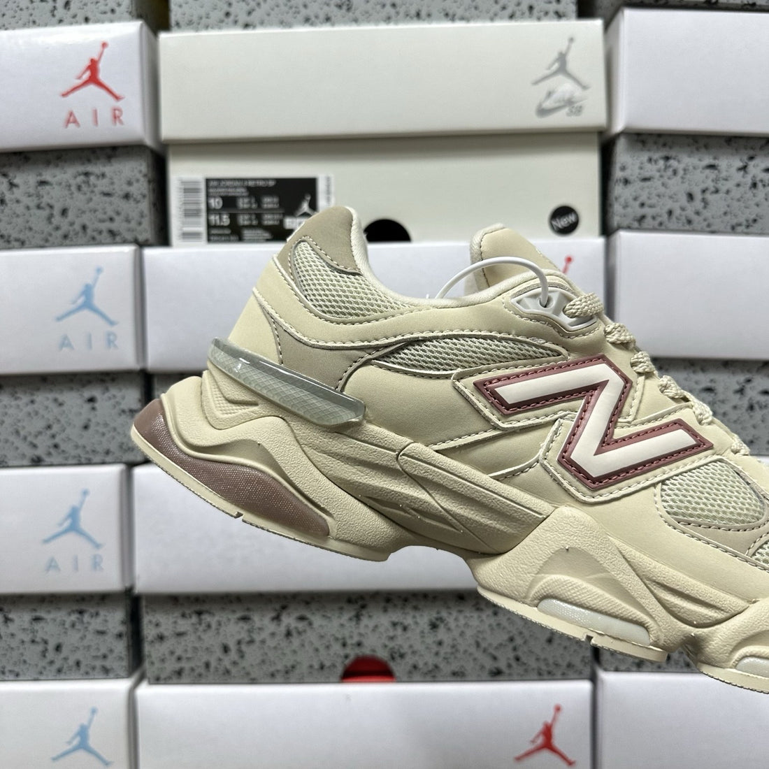 NB 9060 Cream Rose