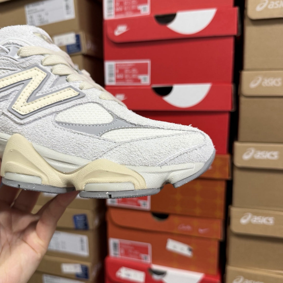 NB 9060 Cream Yellow Suede