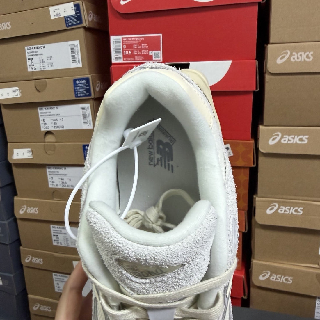 NB 9060 Cream Yellow Suede