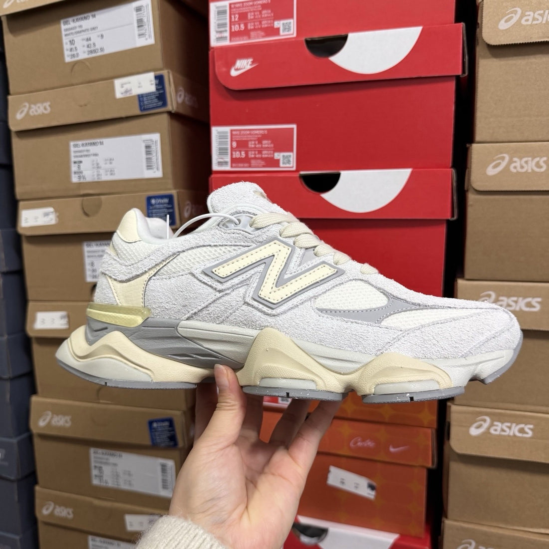 NB 9060 Cream Yellow Suede