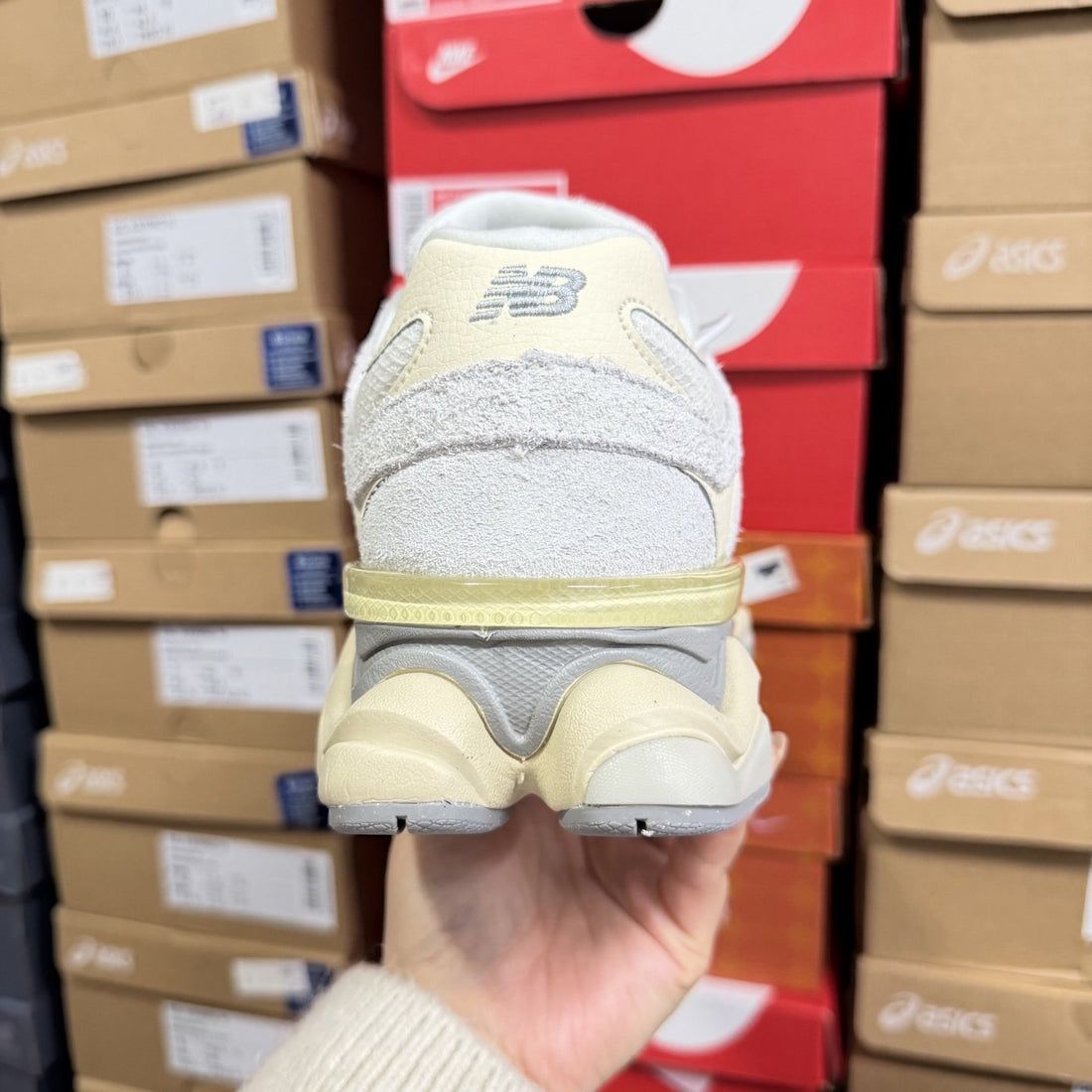 NB 9060 Cream Yellow Suede