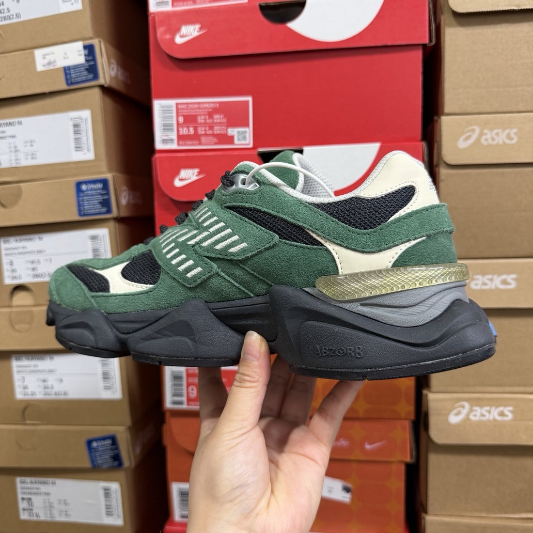 NB 9060 Green Cream Blue