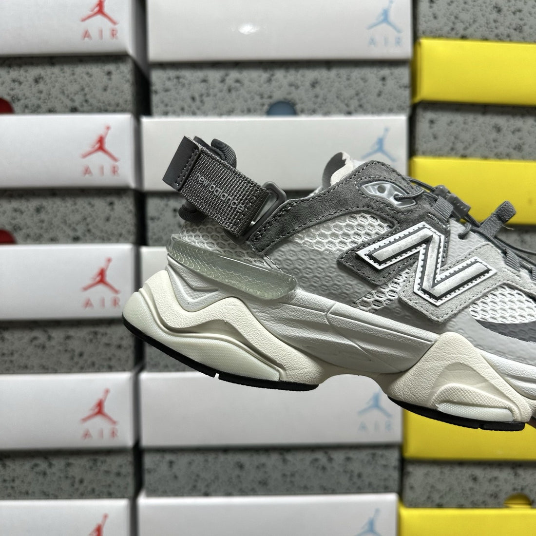 NB 9060 Grey Silver Utility