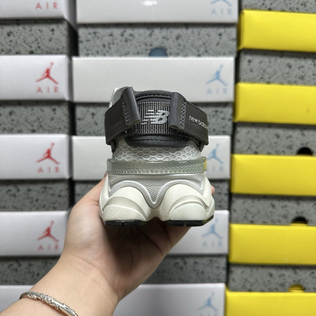 NB 9060 Grey Silver Utility