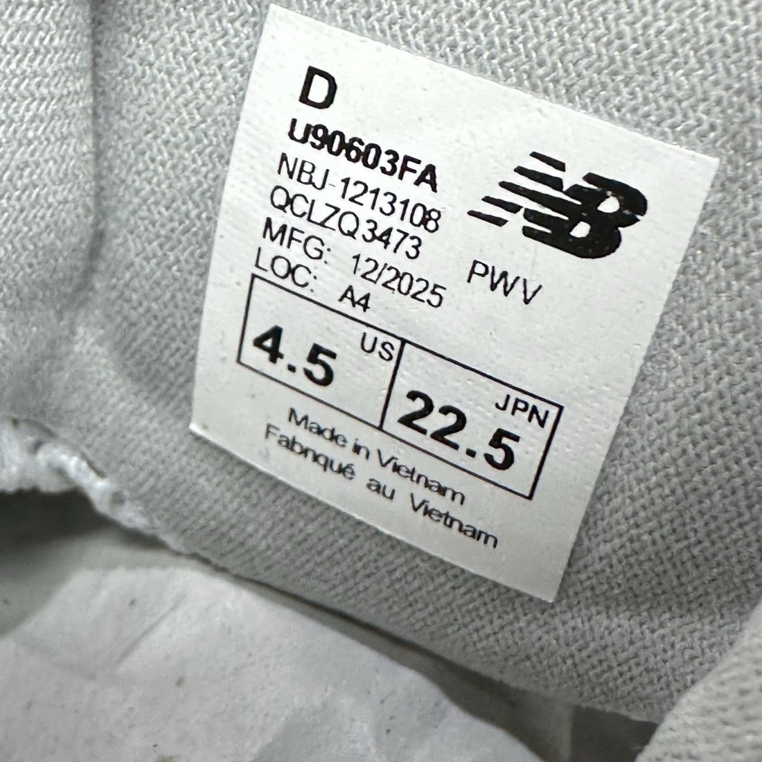 NB 9060 Grey Silver Utility