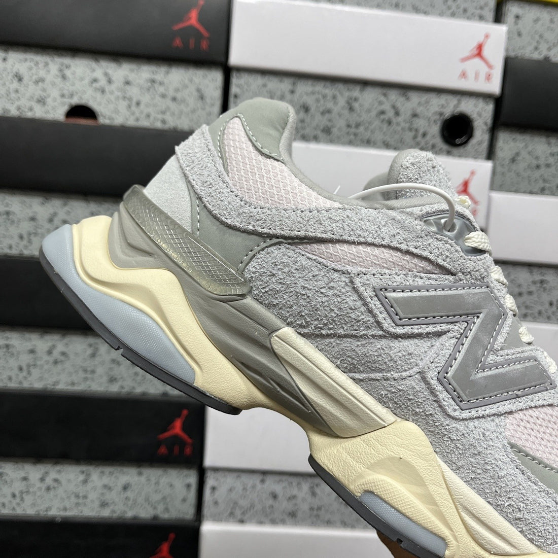NB 9060 Grey Suede Cream