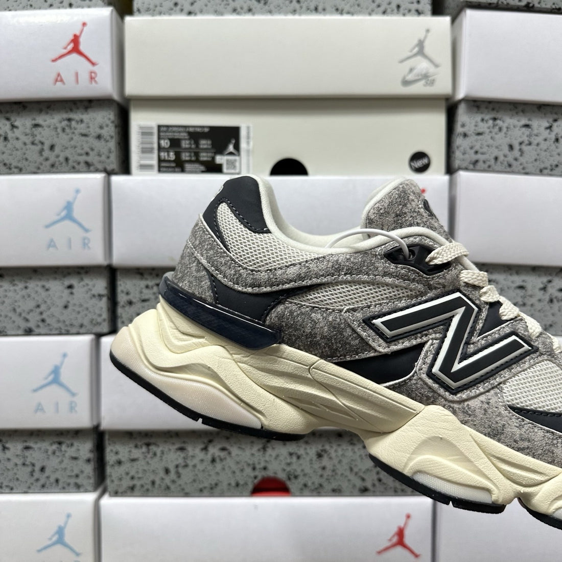NB 9060 Grey Suede Navy