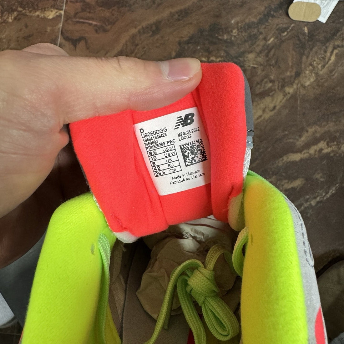 NB 9060 Grey Volt Coral