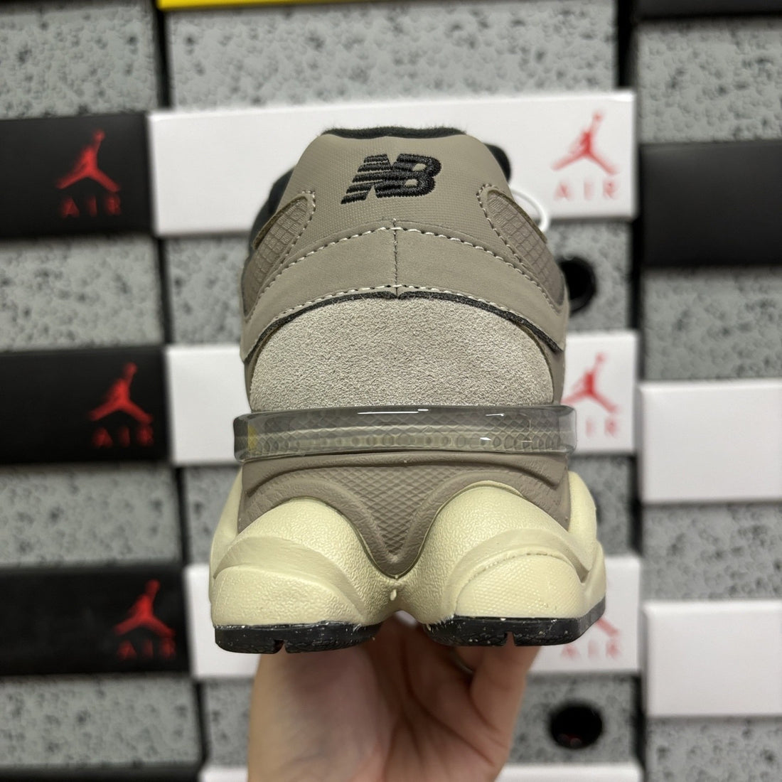 NB 9060 Khaki Utility