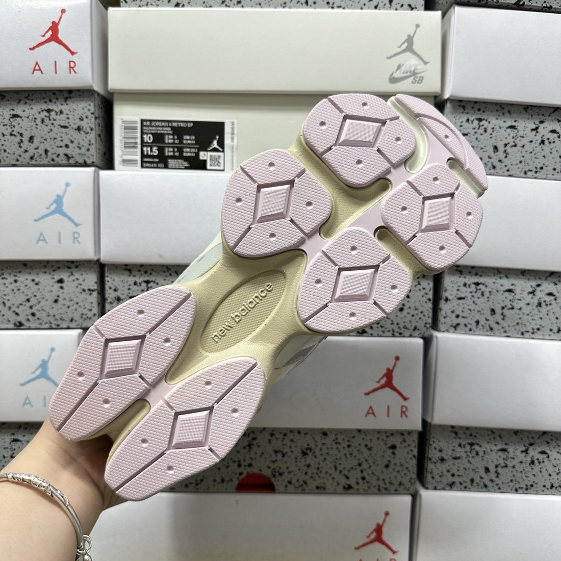 NB 9060 Light Grey Cream Suede