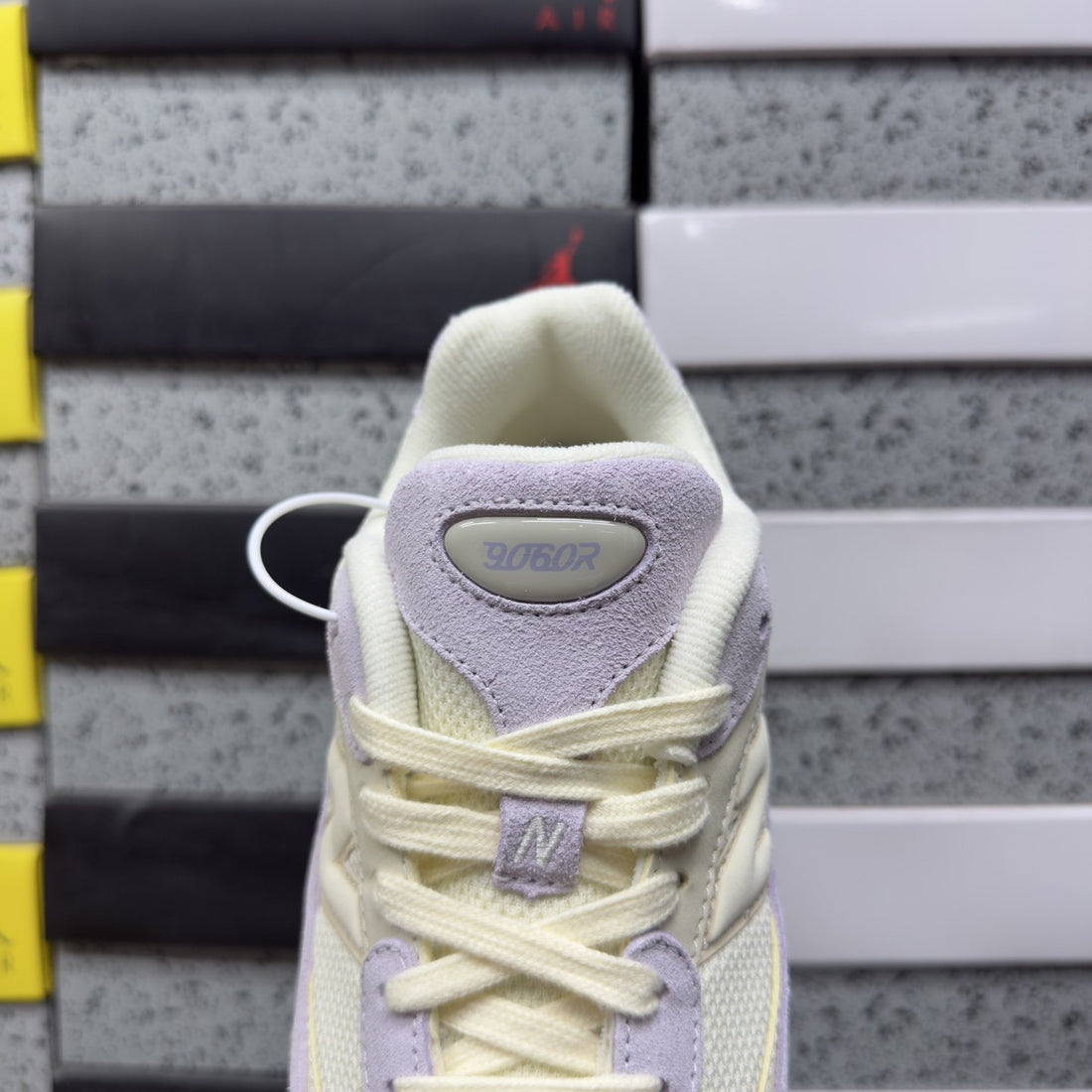 NB 9060 Lilac Cream
