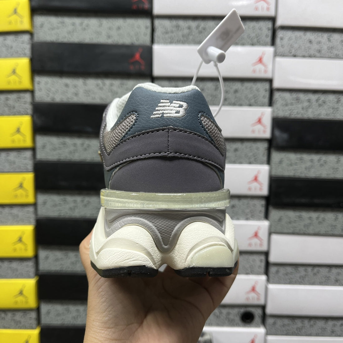 NB 9060 Magnet Grey Cream