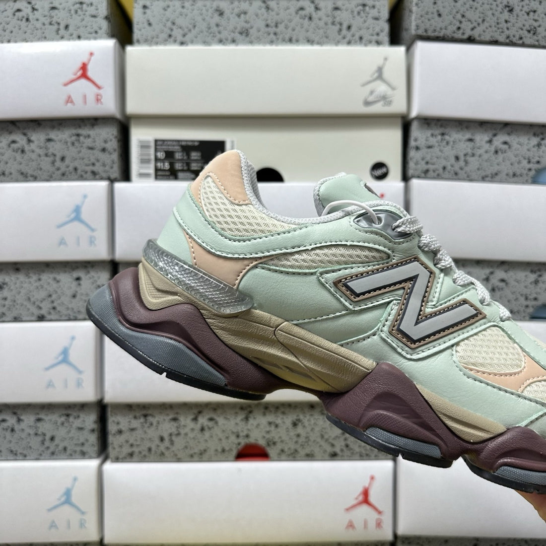 NB 9060 Mint Peach