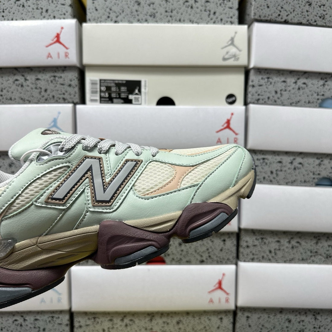 NB 9060 Mint Peach